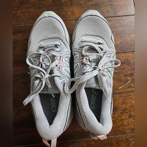 7 1/2 Wide Asics